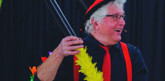 Heinz der Zauberer auf der Bühne