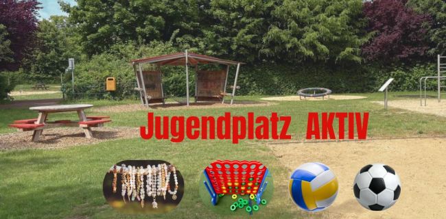 Foto vom Jugendplatz mit Symbolen zu den einzelnen Angeboten (Armbänder, Vier Gewinnt, Volleyball, Fußball)